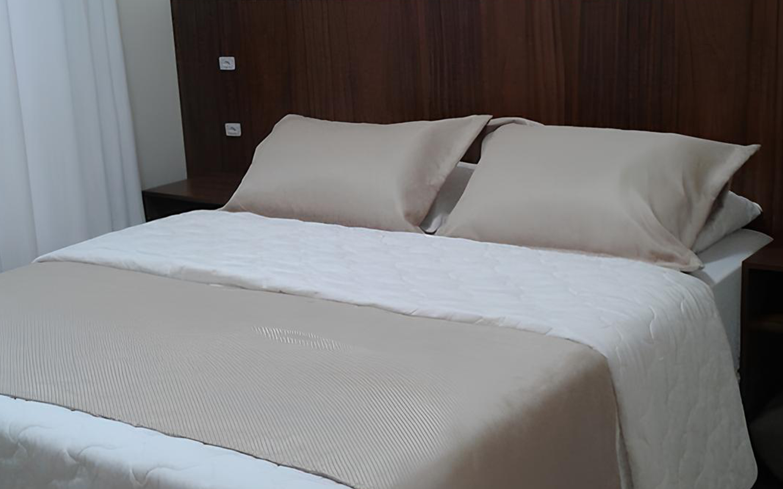Quarto Casal